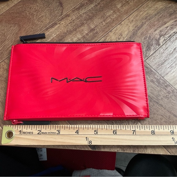 MAC Cosmetics Swirl Red Pouch - Picture 5 of 7